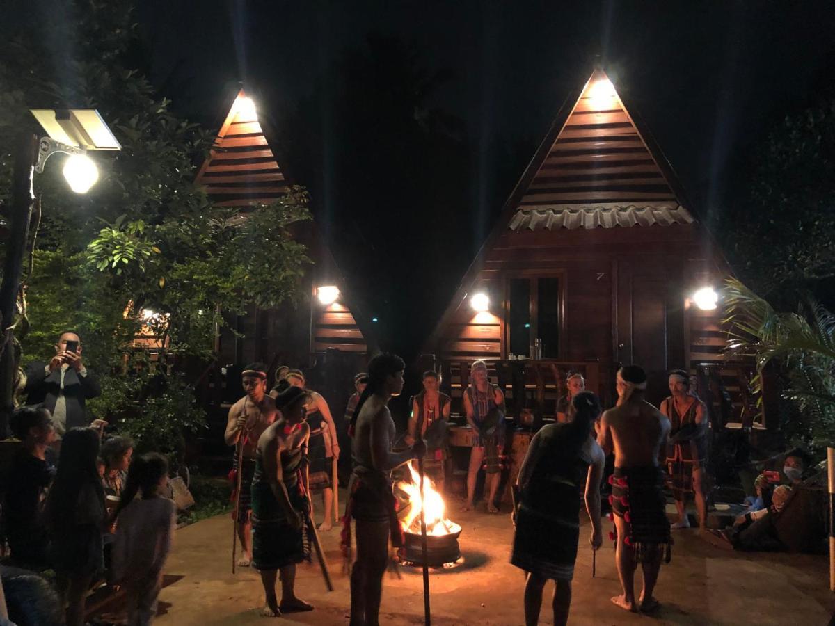 Mondulkiri Pizza Bungalows Senmonorom Exterior foto
