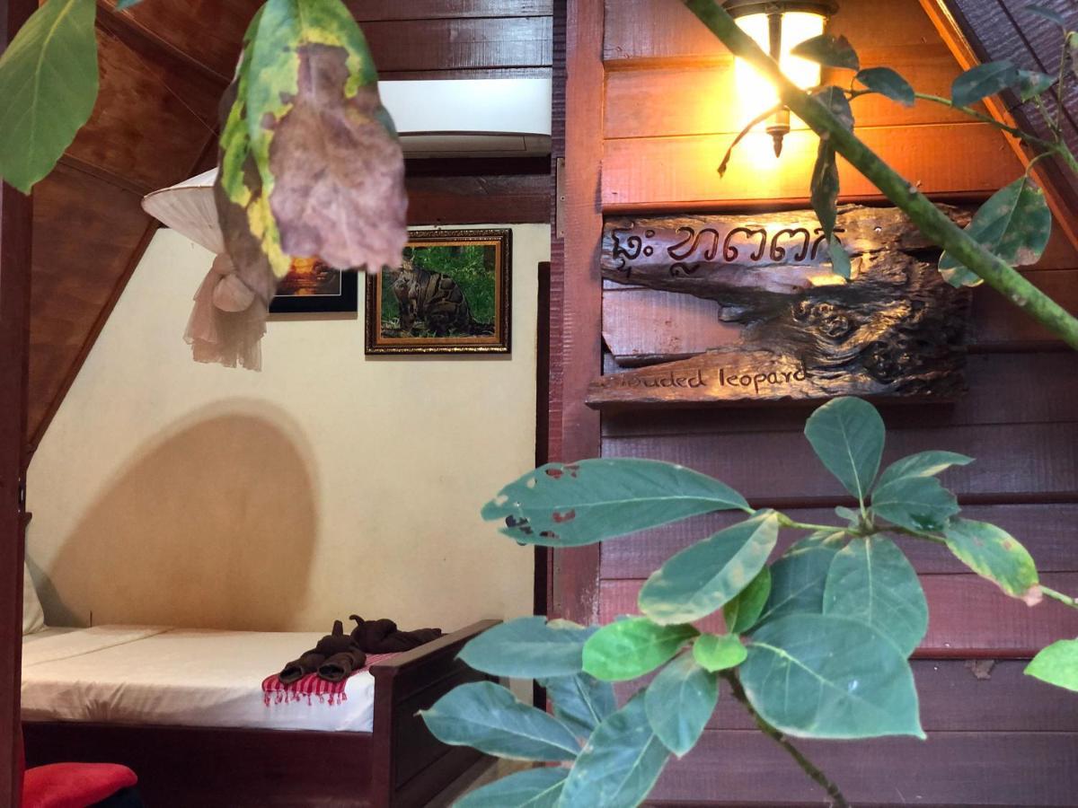 Mondulkiri Pizza Bungalows Senmonorom Exterior foto